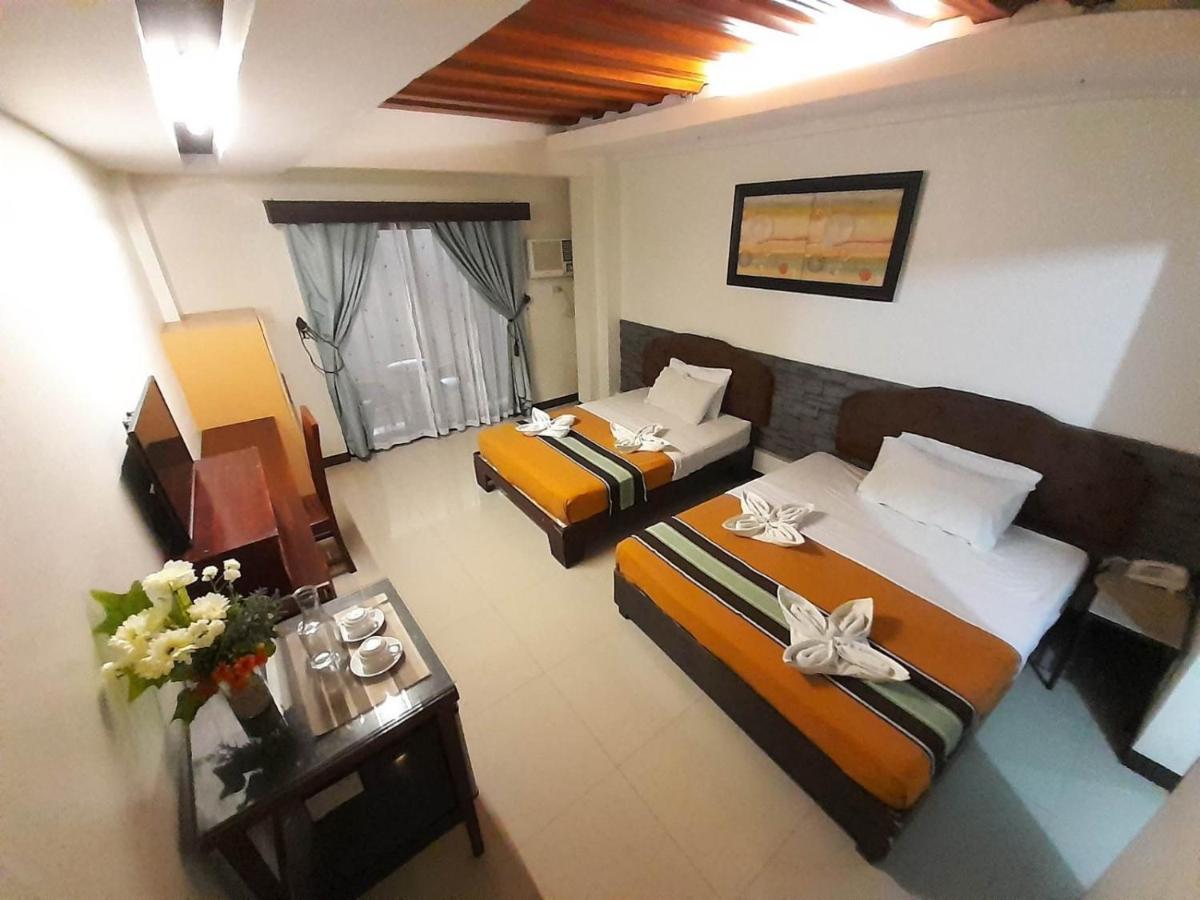 Melsol Hotel Bantay Exterior photo