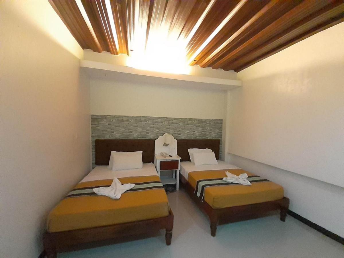 Melsol Hotel Bantay Exterior photo