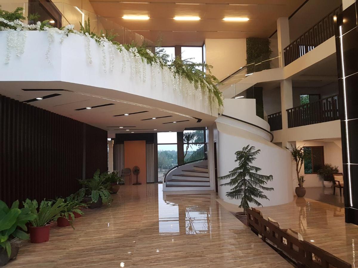 Melsol Hotel Bantay Exterior photo